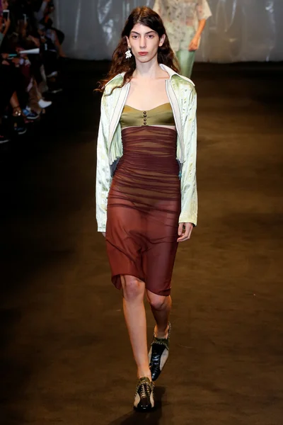 Look 2
